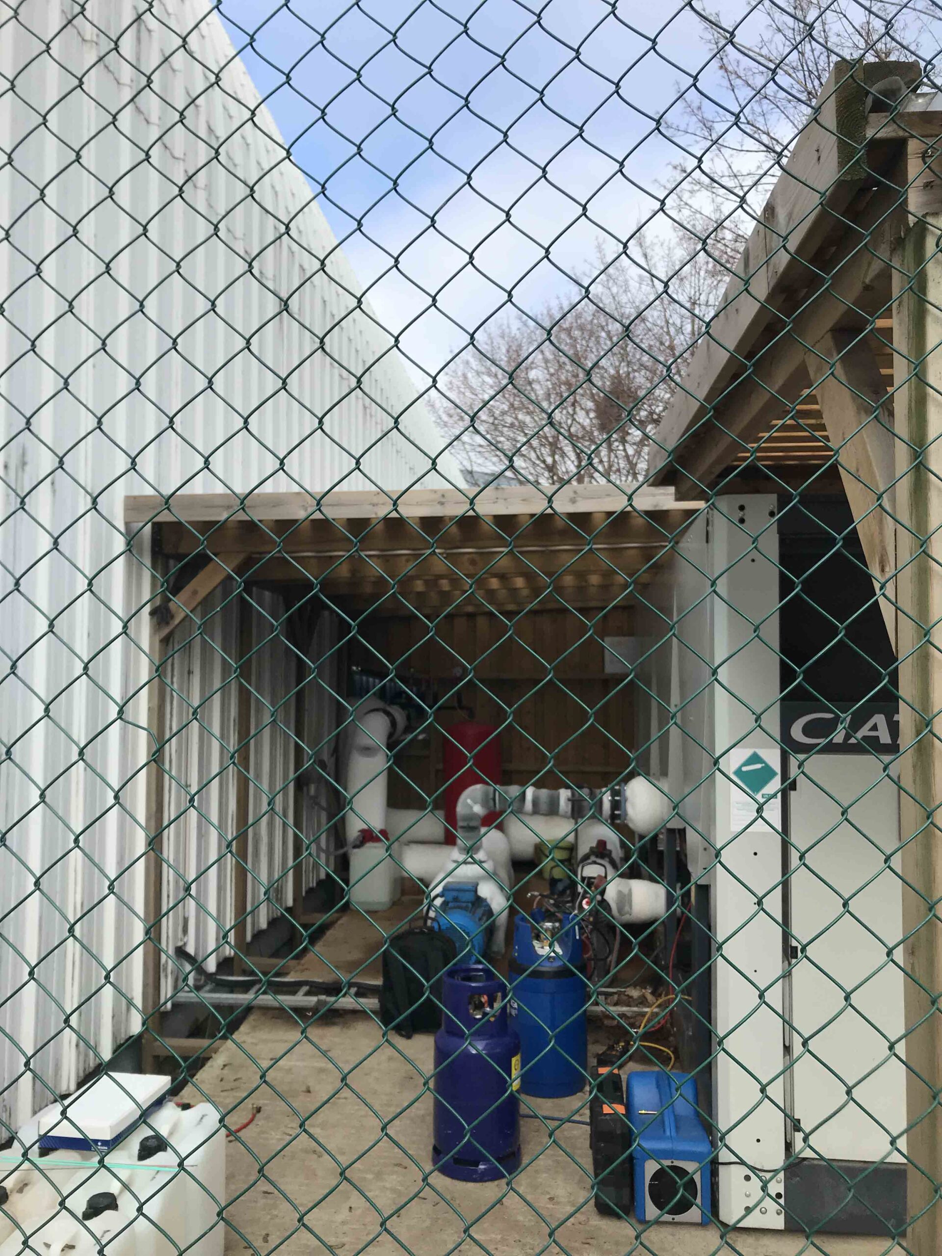 Jordal Plasthall — montasjeprosess