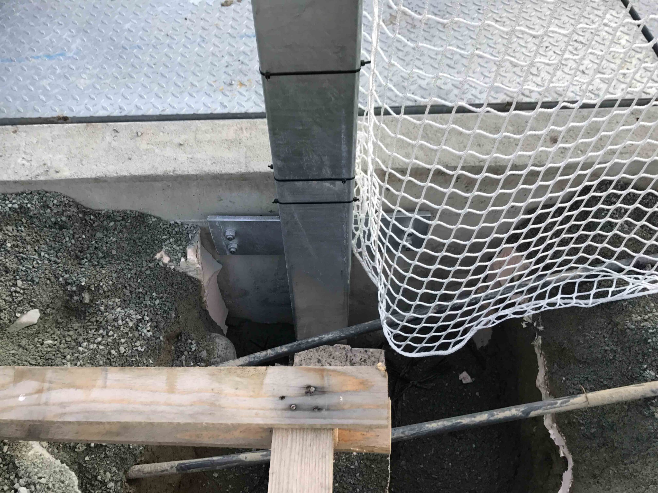 Leangen Ballfangernett — under montasje