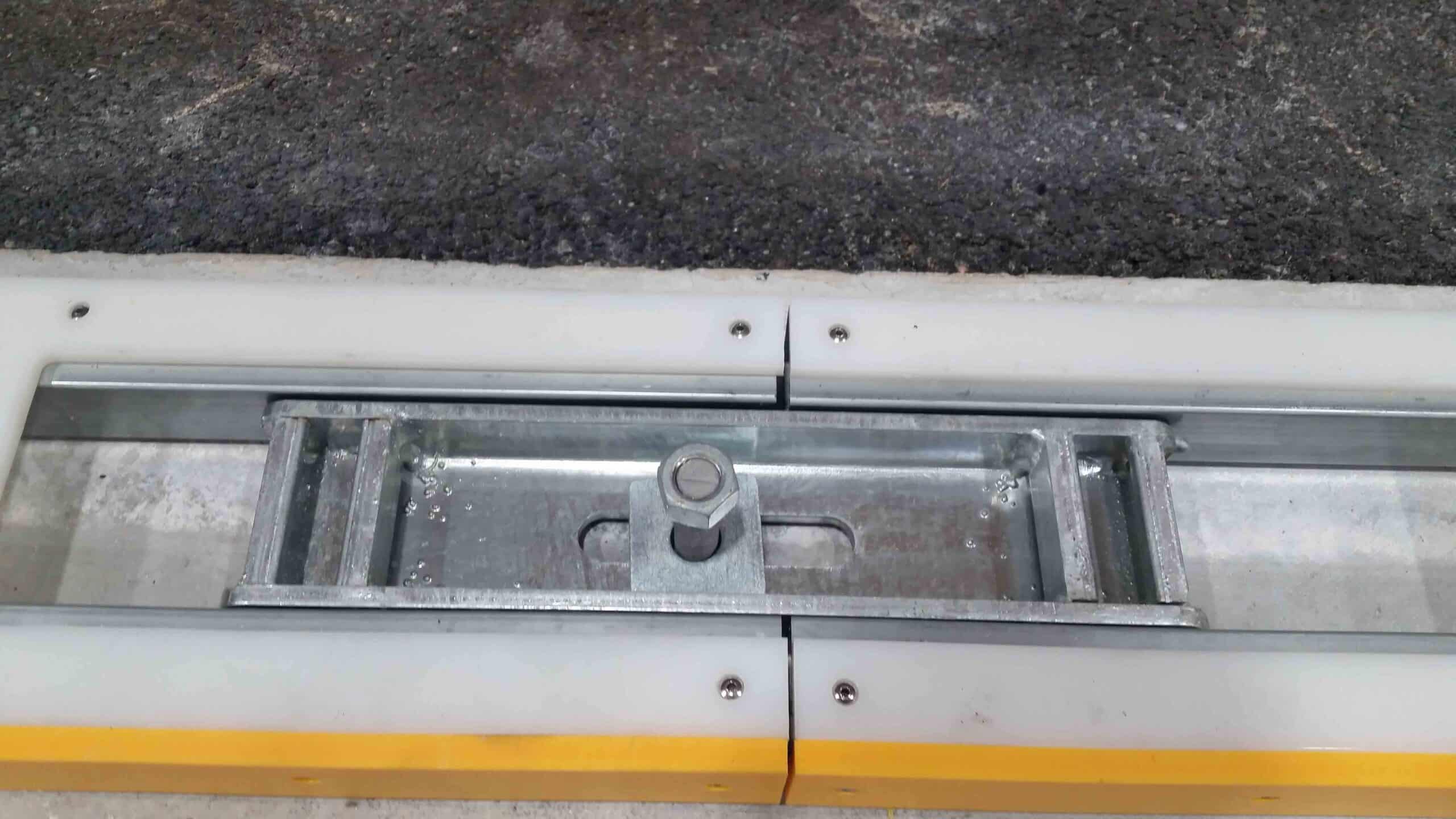 Skien Fritidspark — tribune og isflate