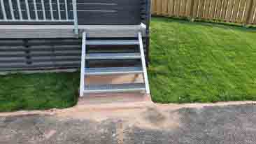 Svelvik Utebane — under montasje