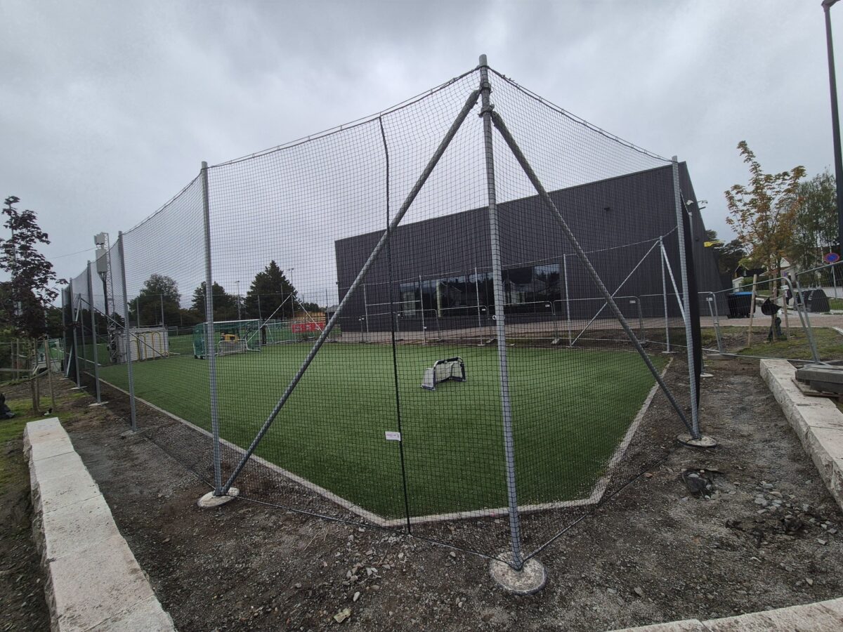2025-09-09-14-12-55_54780e5362ab77b4498645184821b2 — Korsvoll Ballfangernett 2025