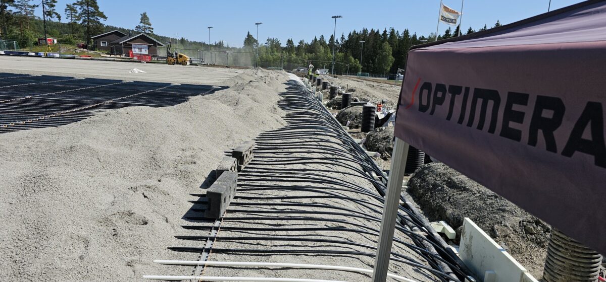 Konnerud – undervarme 2025 2 Rørføring langs sidekanalen ved Konnerud kunstgressbane.