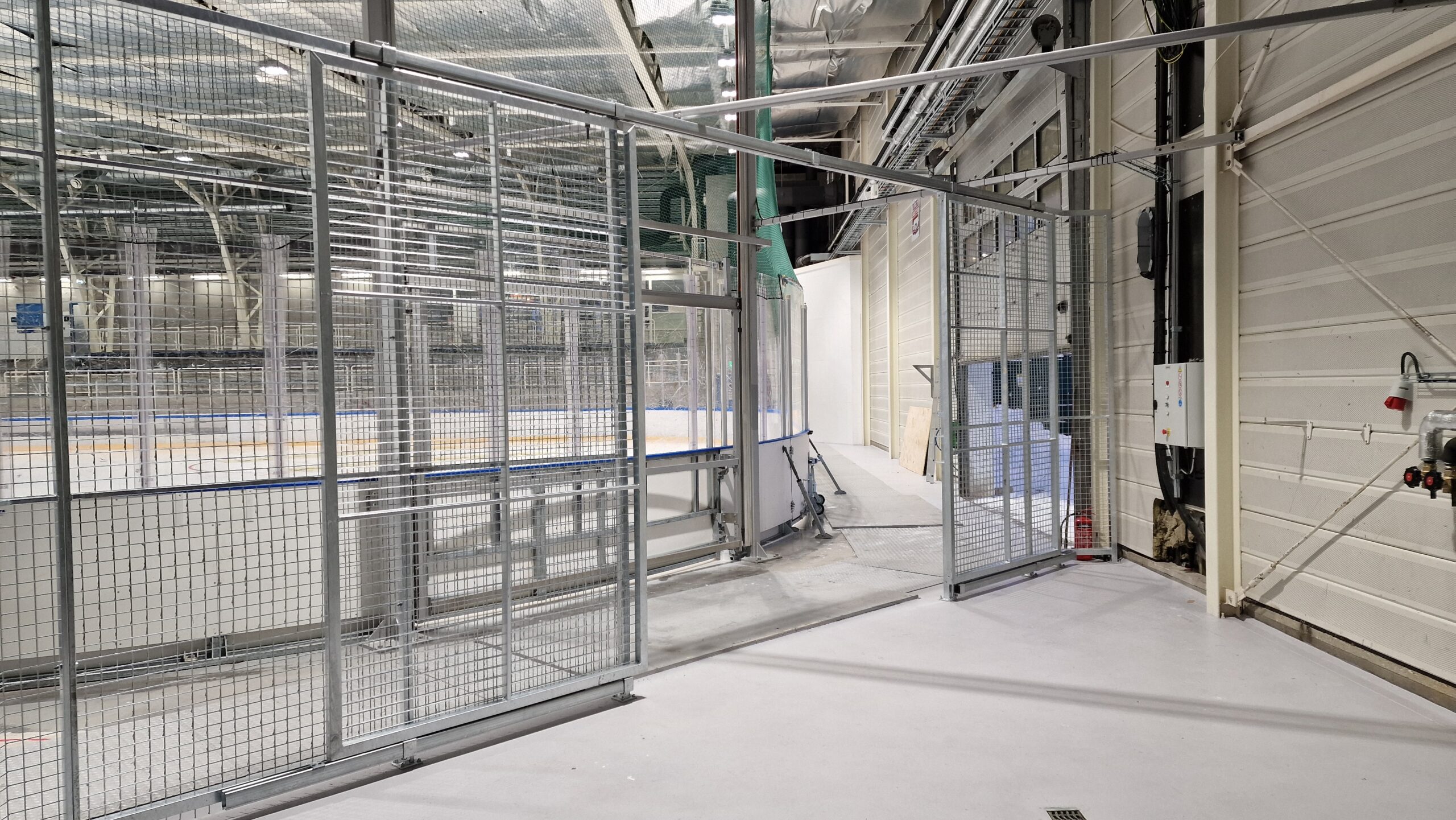 Jordal Beskyttelsesbur — isflaten