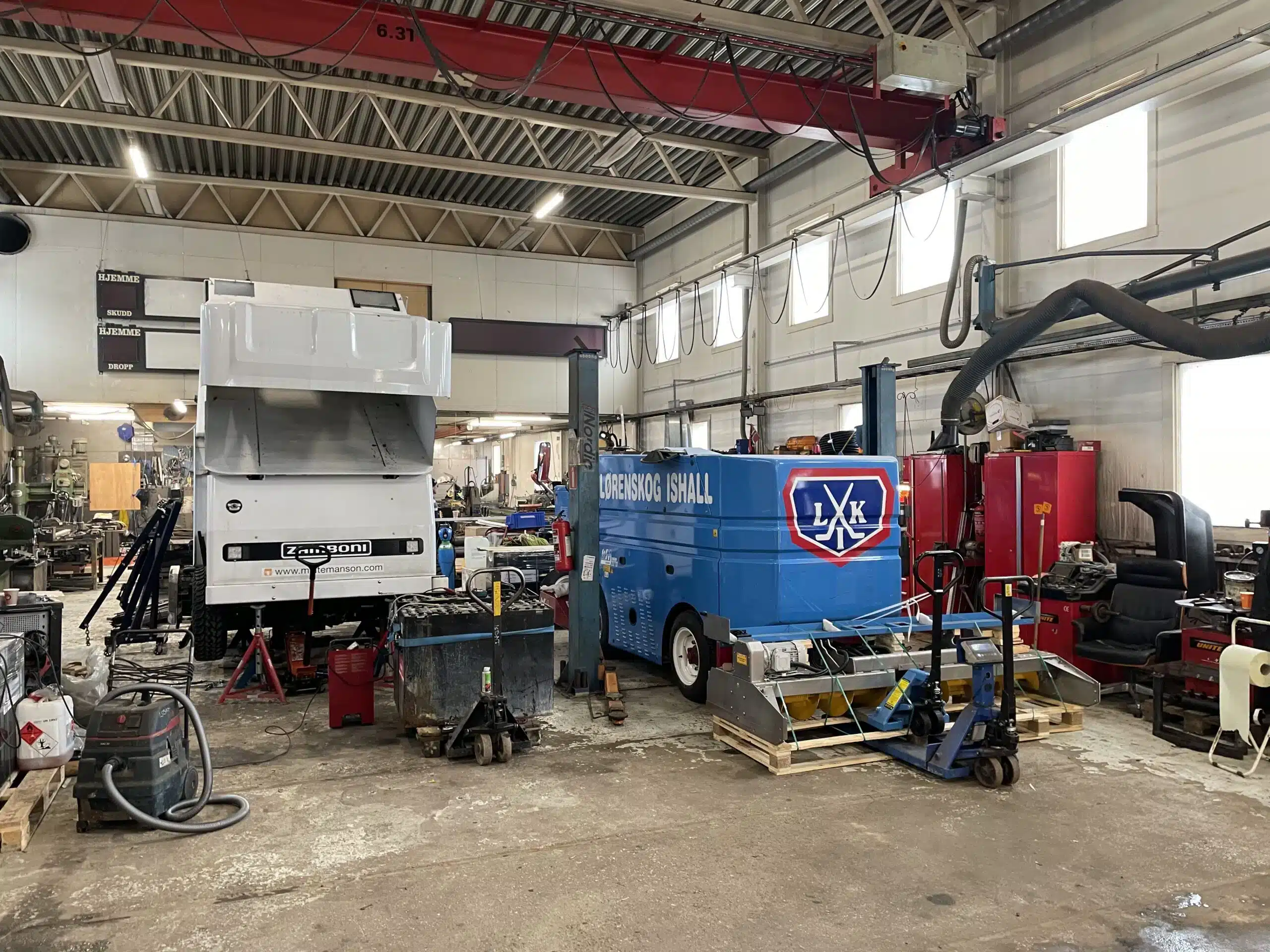 Islegging av kunstisbane