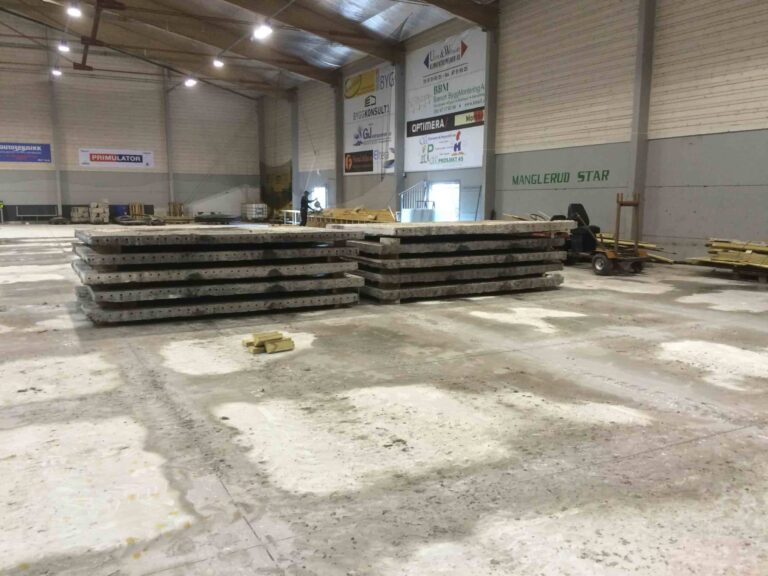 Manglerud Ishall 2016 2 scaled — Oslo