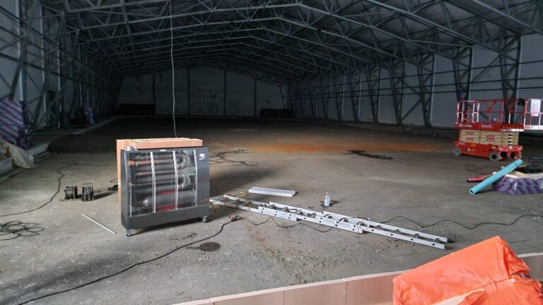 Moss Kunstisbane Telthall00008 — Moss