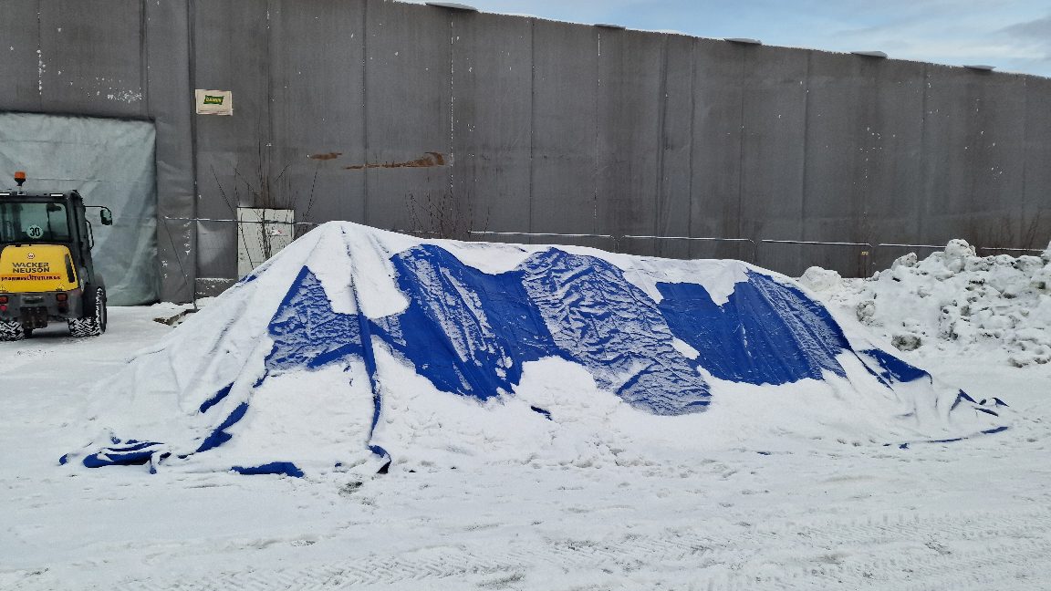 Moss Kunstisbane Telthall00107 — Moss