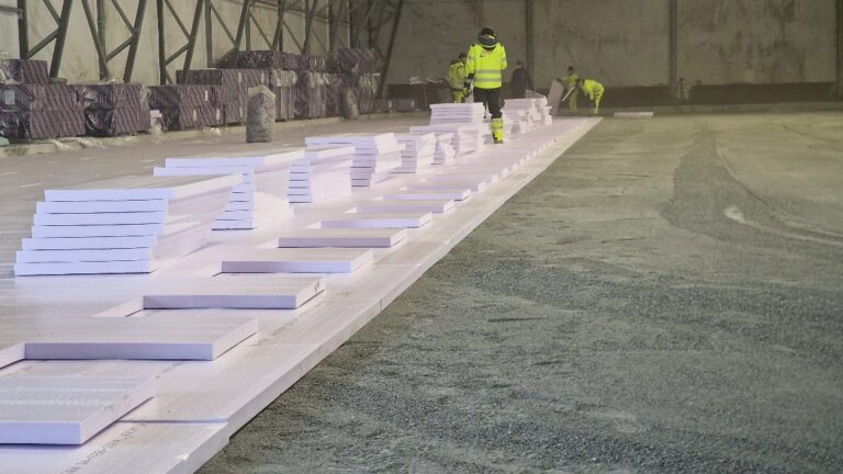 Moss Kunstisbane Telthall00135 — Moss