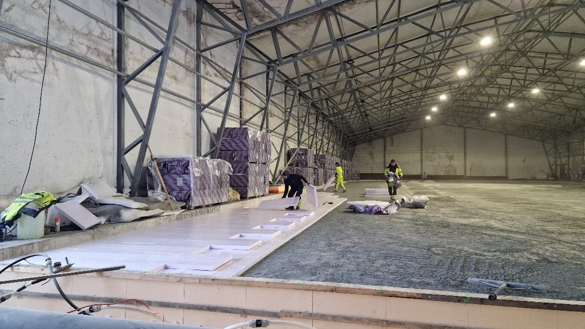 Moss Kunstisbane Telthall00136 — Moss