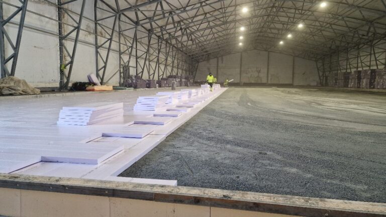 Moss Kunstisbane Telthall00137 — Moss