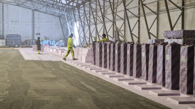 Moss Kunstisbane Telthall00138 — Moss