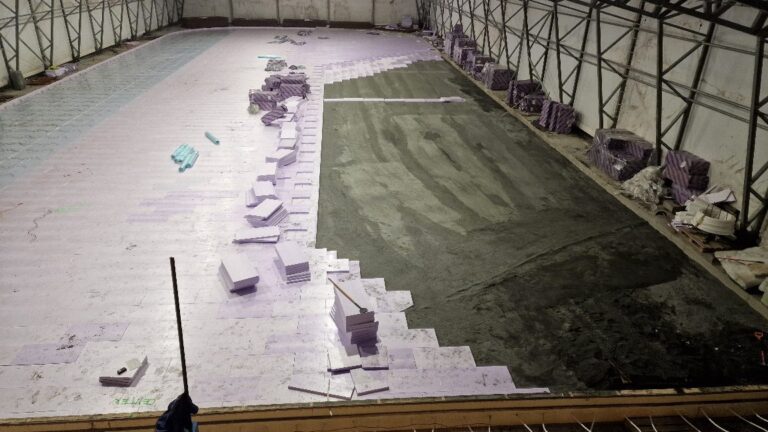 Moss Kunstisbane Telthall00140 — Moss