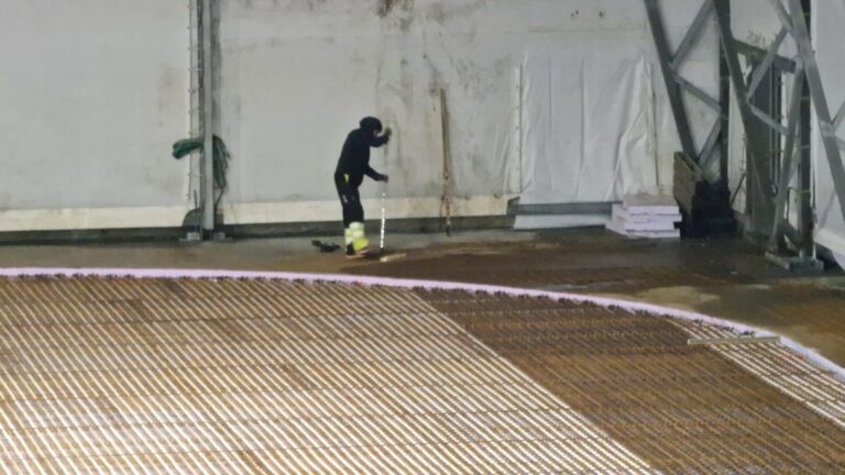 Moss Kunstisbane Telthall00190 — Moss