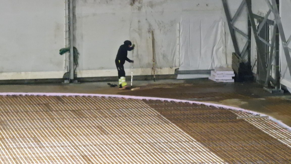 Moss Kunstisbane Telthall00190 — Moss