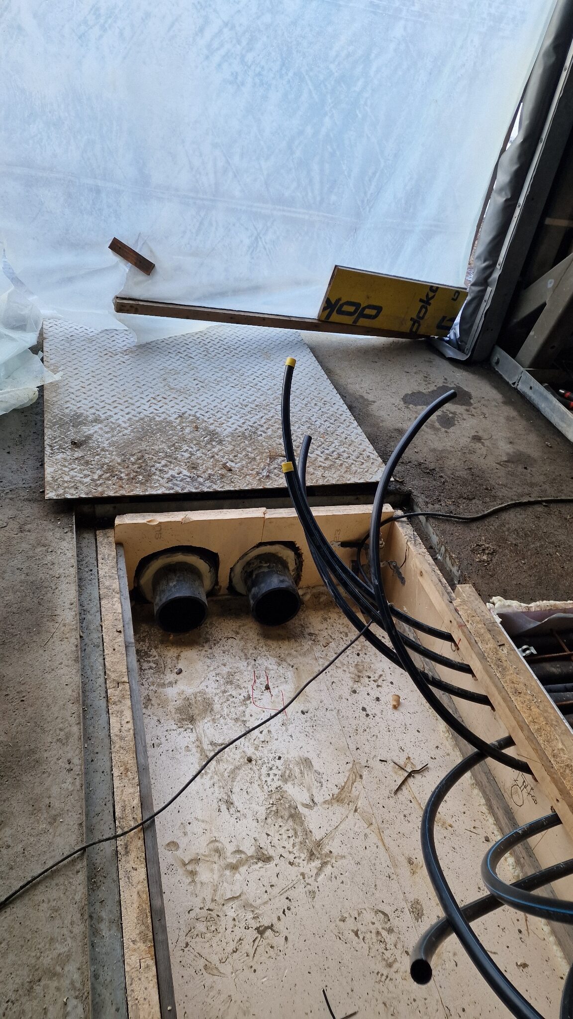 Moss Kunstisbane Telthall00200 rotated — Moss