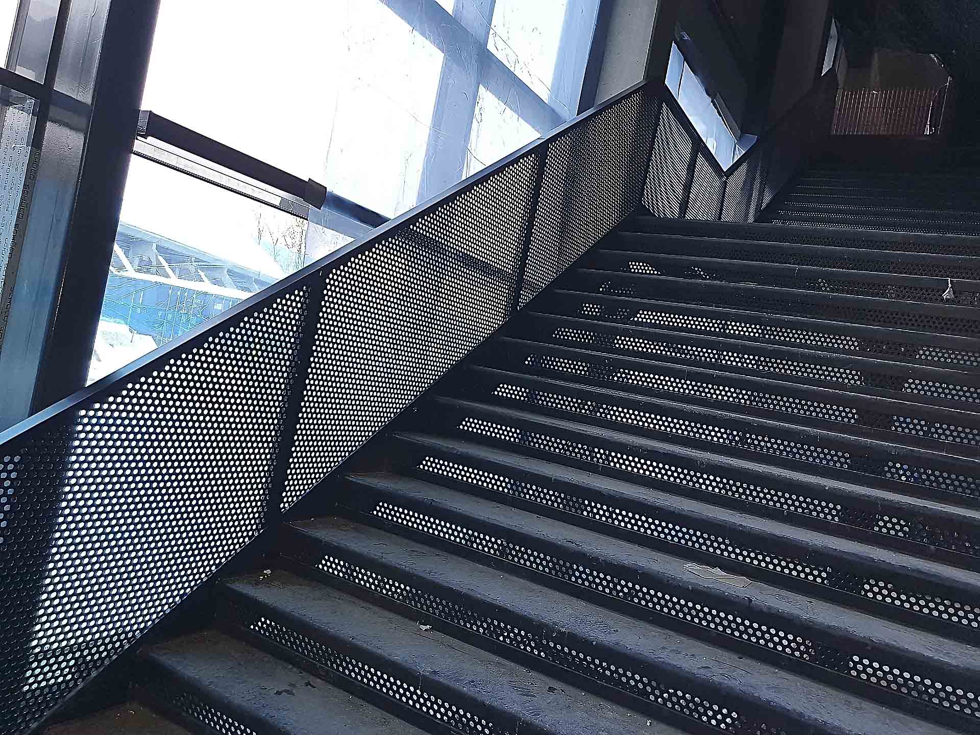 Risenga Tripletex Risenga Tripletex76 — Asker