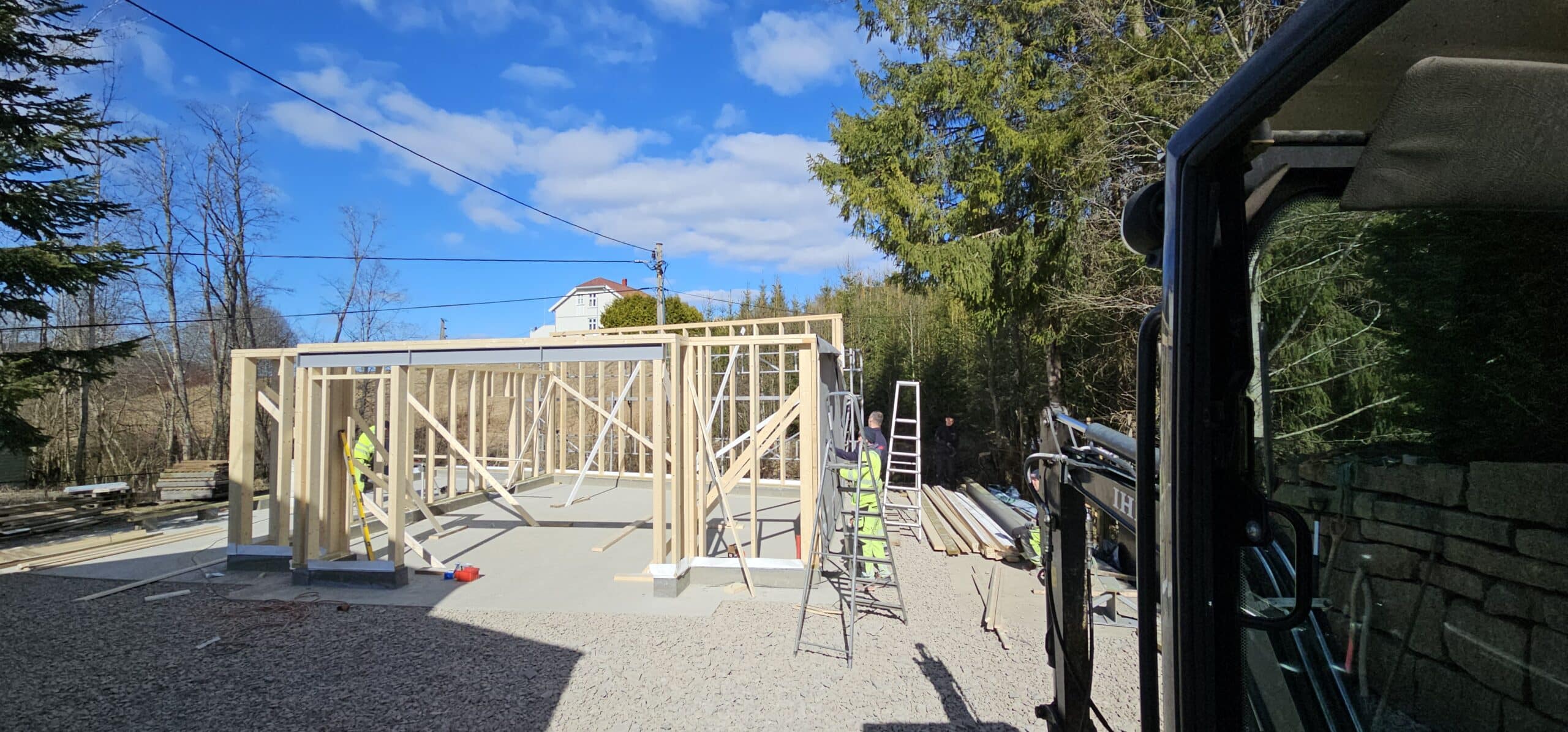 20250407_140549-scaled