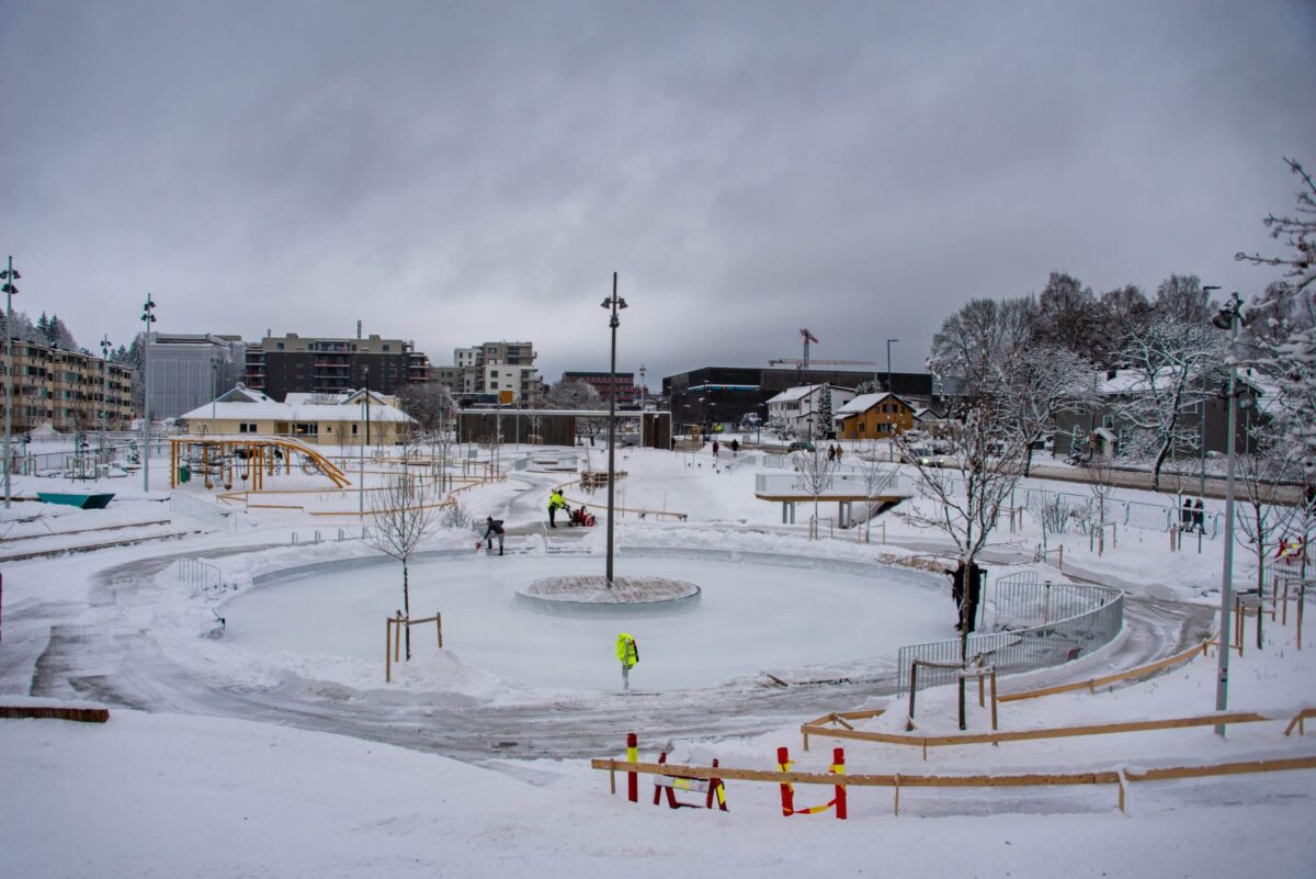 Skårerparken 2023 – Torgbane i Lørenskog 5 Skårerparken – Urban SentrumsBane (2023) — Skårerparken 2023 – Torgbane i Lørenskog
