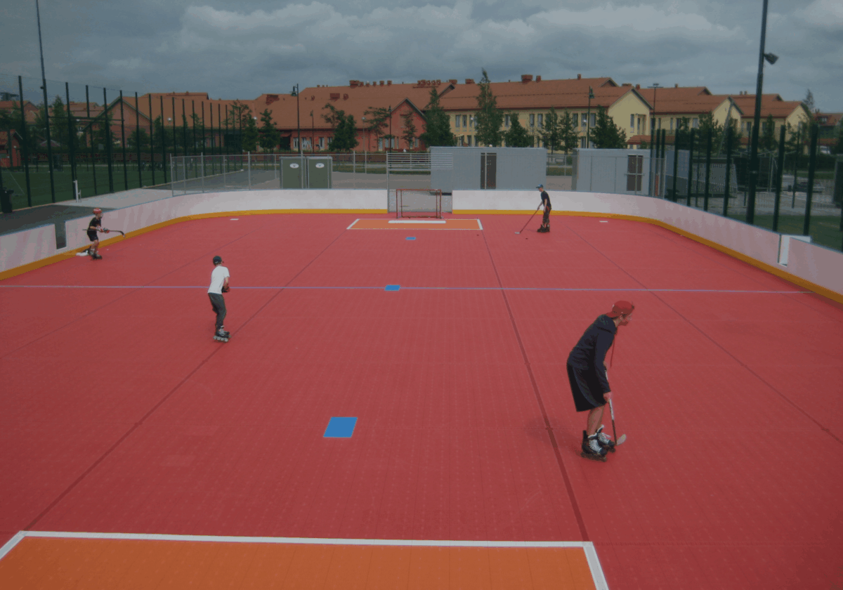 Vantsystem for isbane: Moniline Ice Hockey Dasher Boards for Outdoor Use 14 2 2026 16 38 52