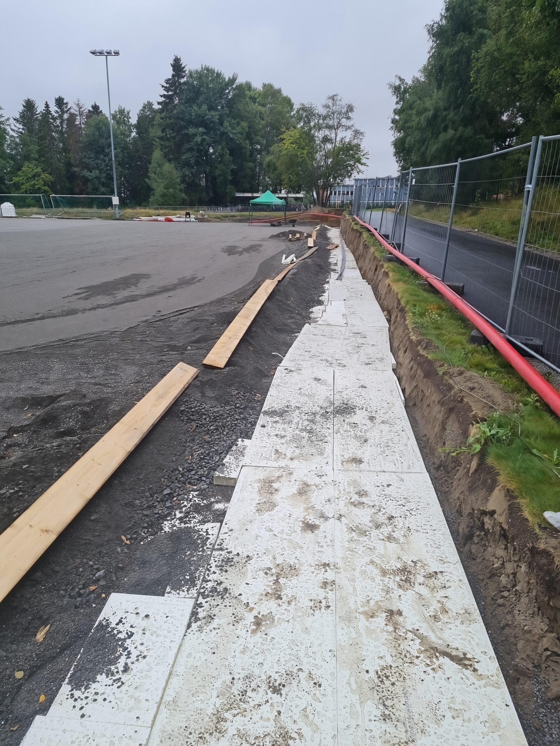 Betongmur Lillestrøm — isflaten