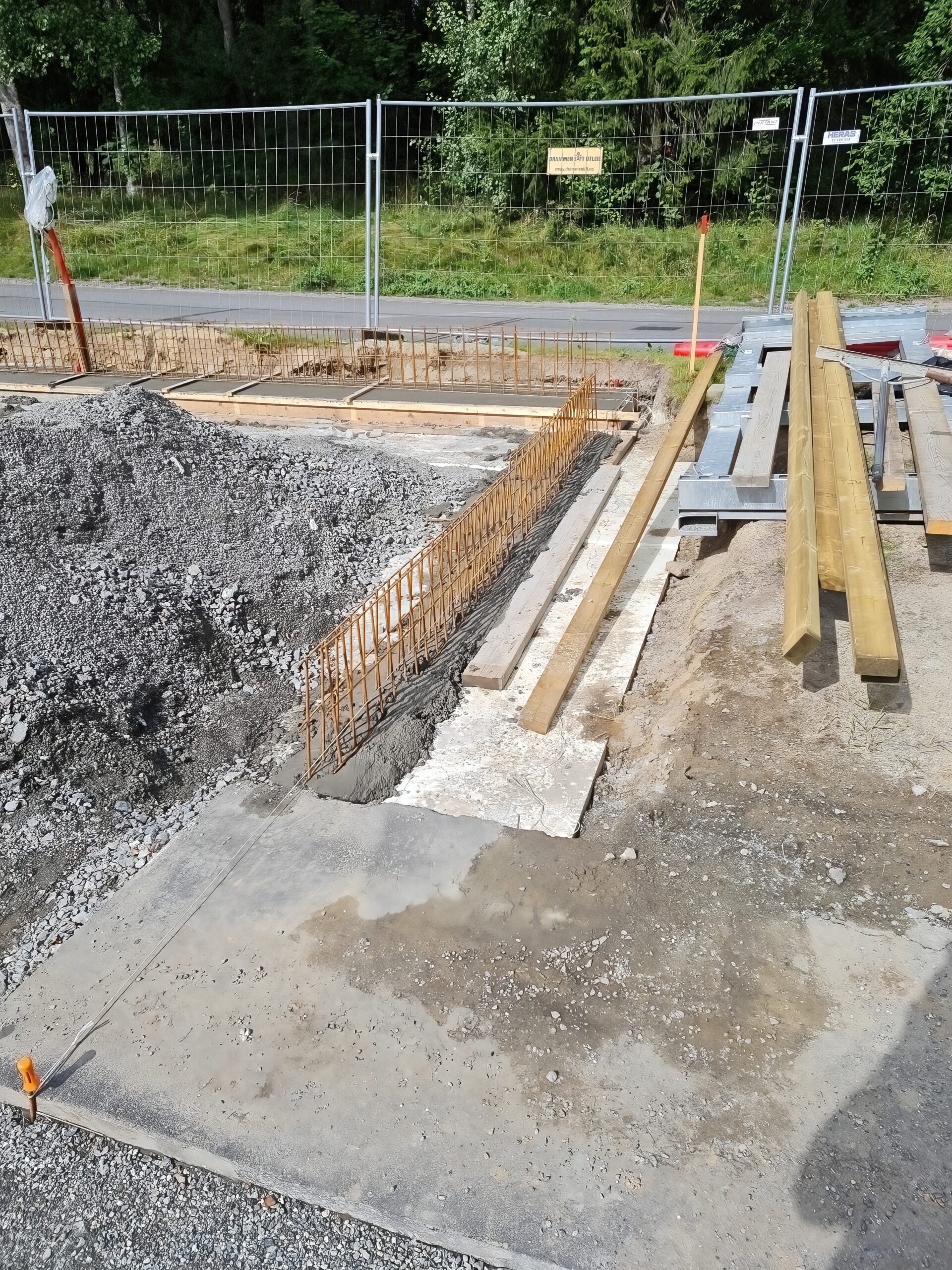 Betongmur Lillestrøm — ferdig isflate