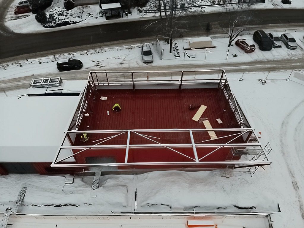 Øvrevoll Hosle — tribune og isflate